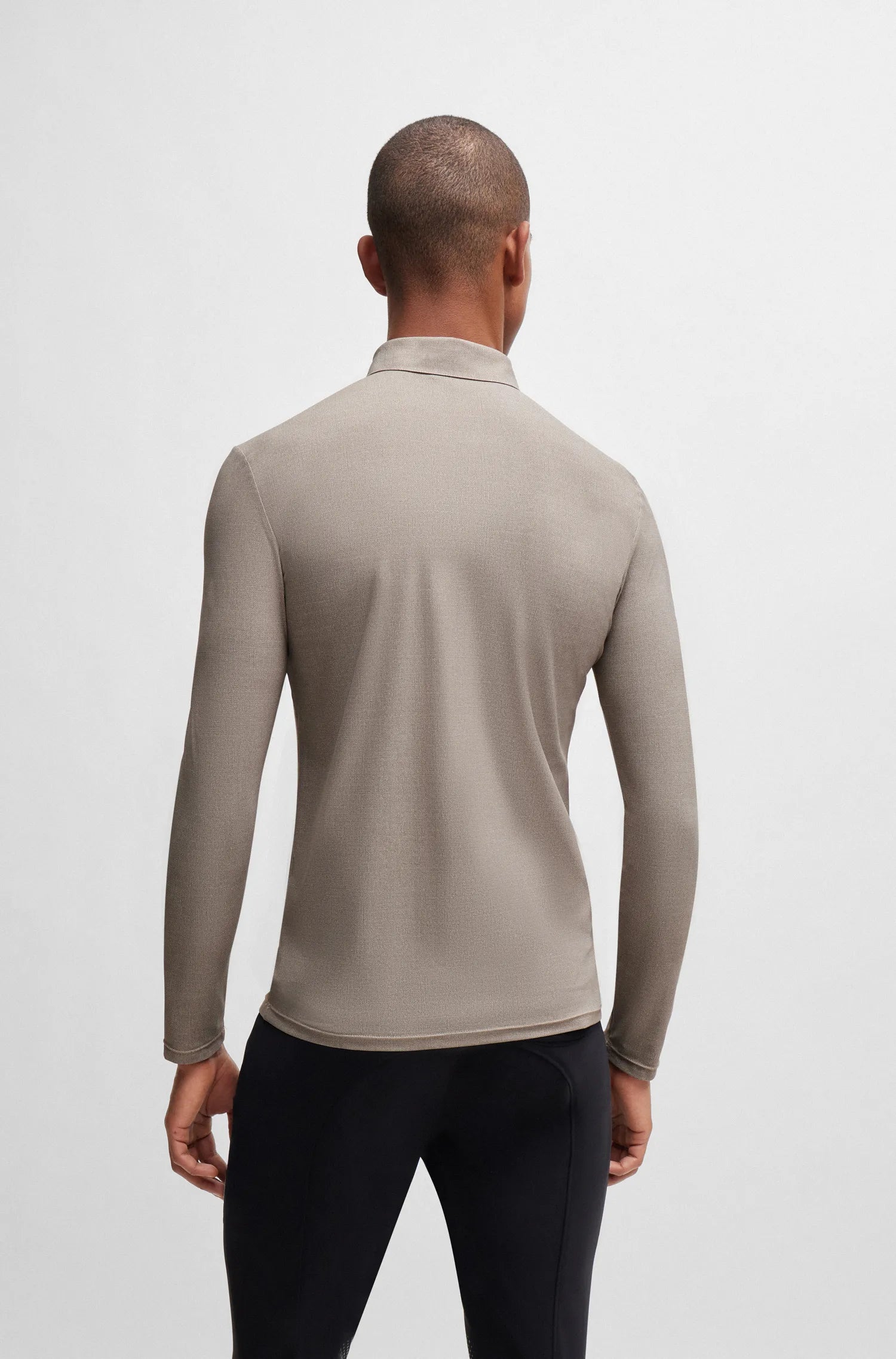 Elton Training Shirt on Alexander Schill Shop, an official BOSS Equestrian Partner
