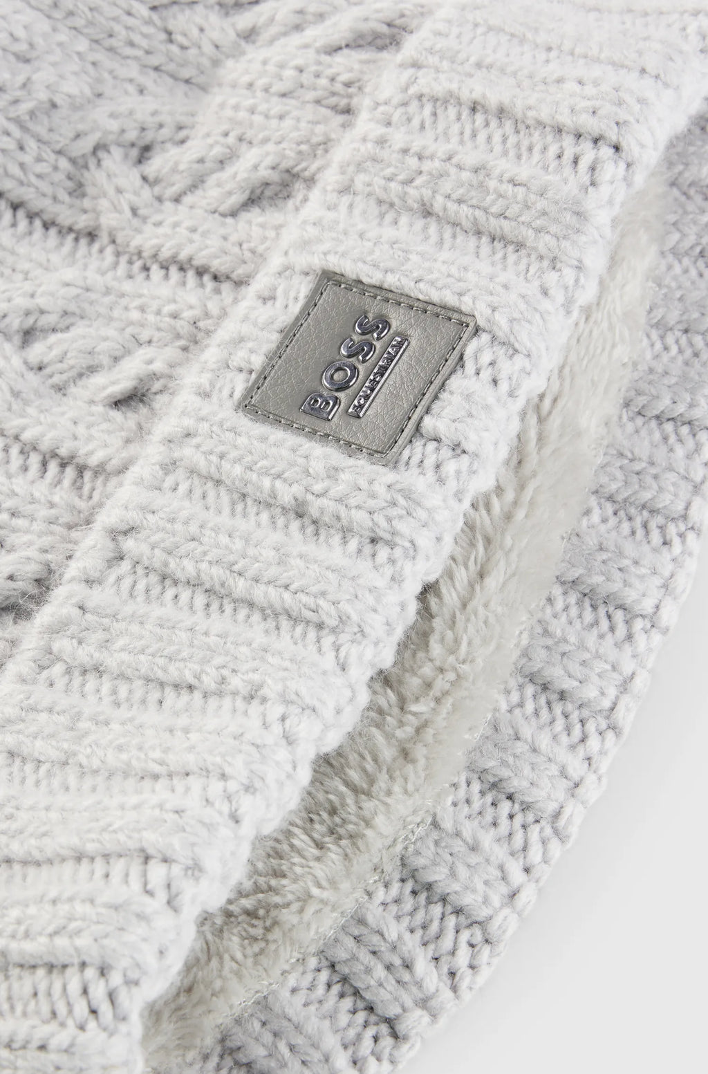 Beanie Bobble on Alexander Schill Shop, an official BOSS Equestrian Partner