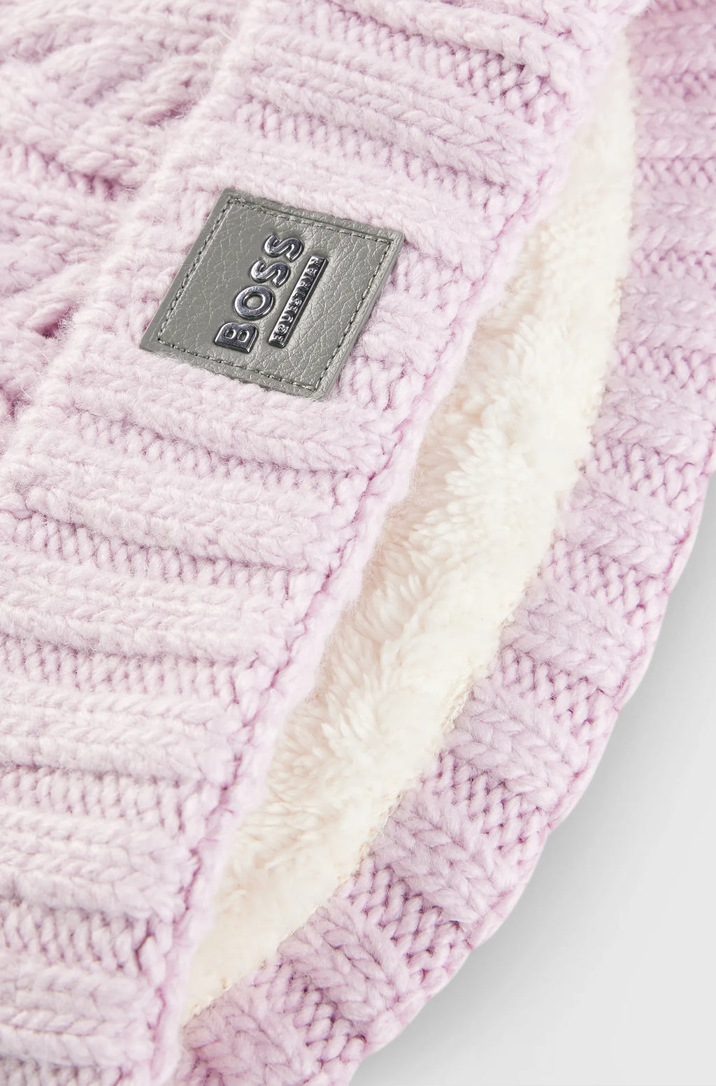 Beanie Bobble on Alexander Schill Shop, an official BOSS Equestrian Partner