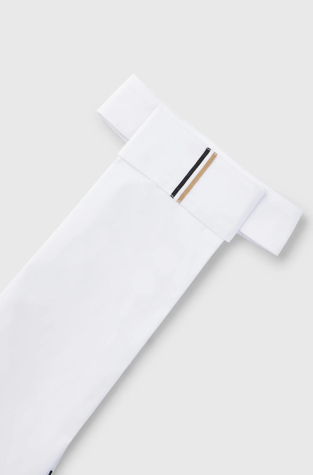 Plastron Signature White on Alexander Schill Shop, an official BOSS Equestrian Partner