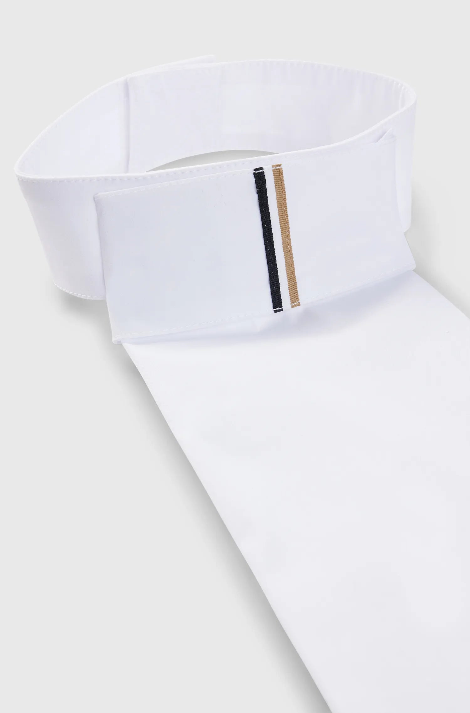 Plastron Signature White on Alexander Schill Shop, an official BOSS Equestrian Partner