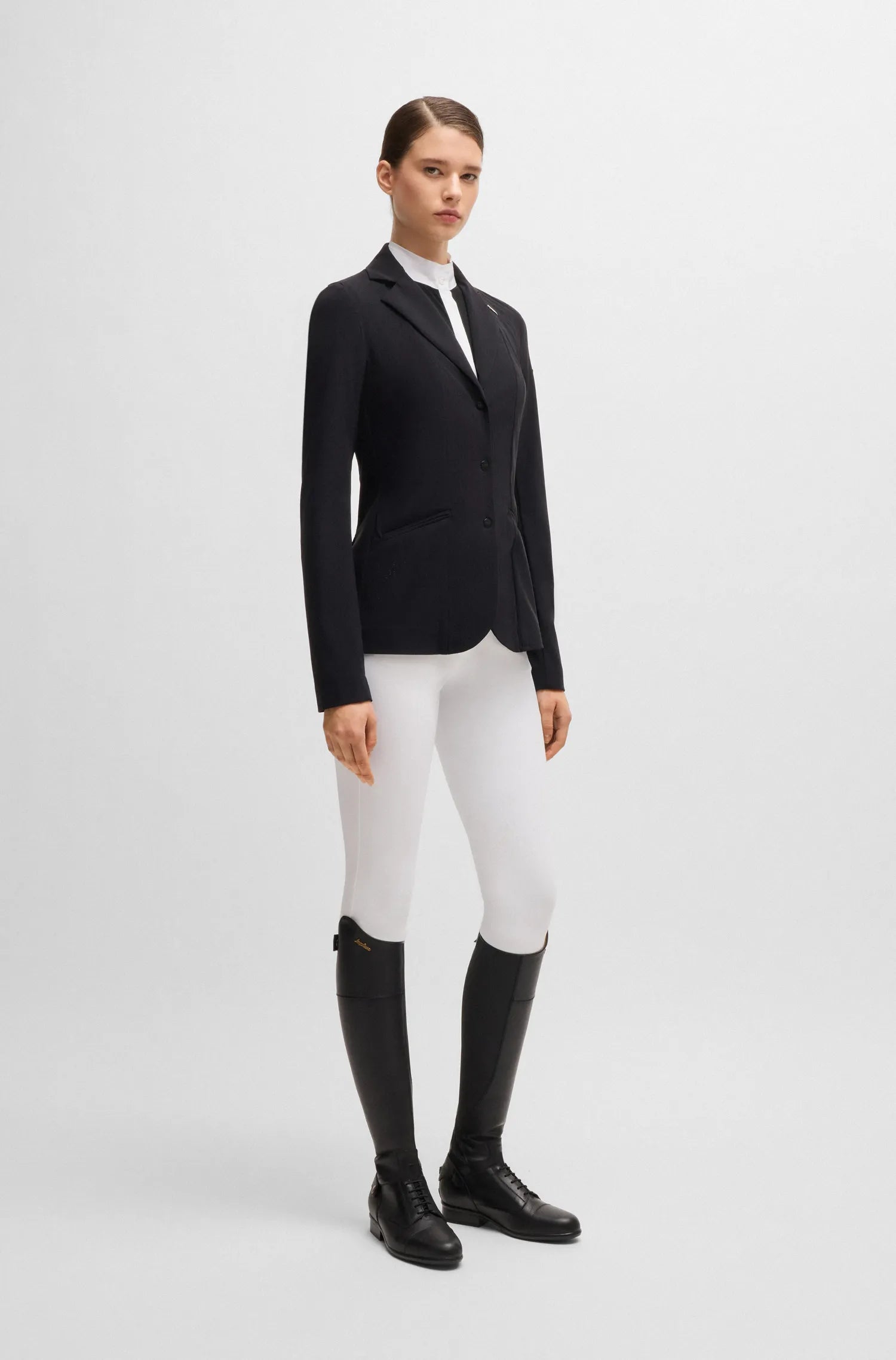 Emma Show Blouse on Alexander Schill Shop, an official BOSS Equestrian Partner