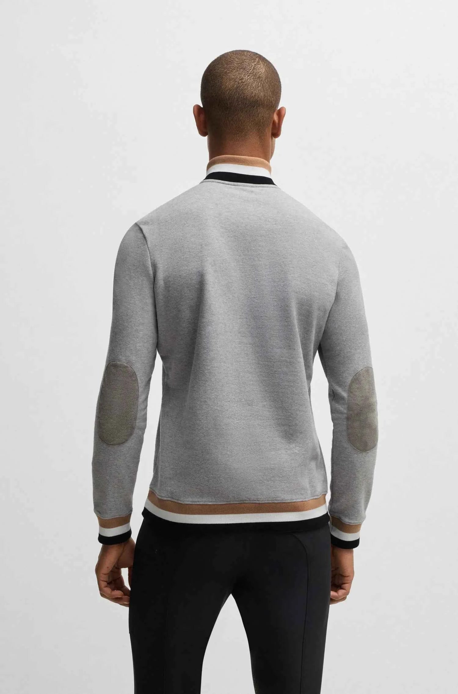 Troyer Sweater Signature