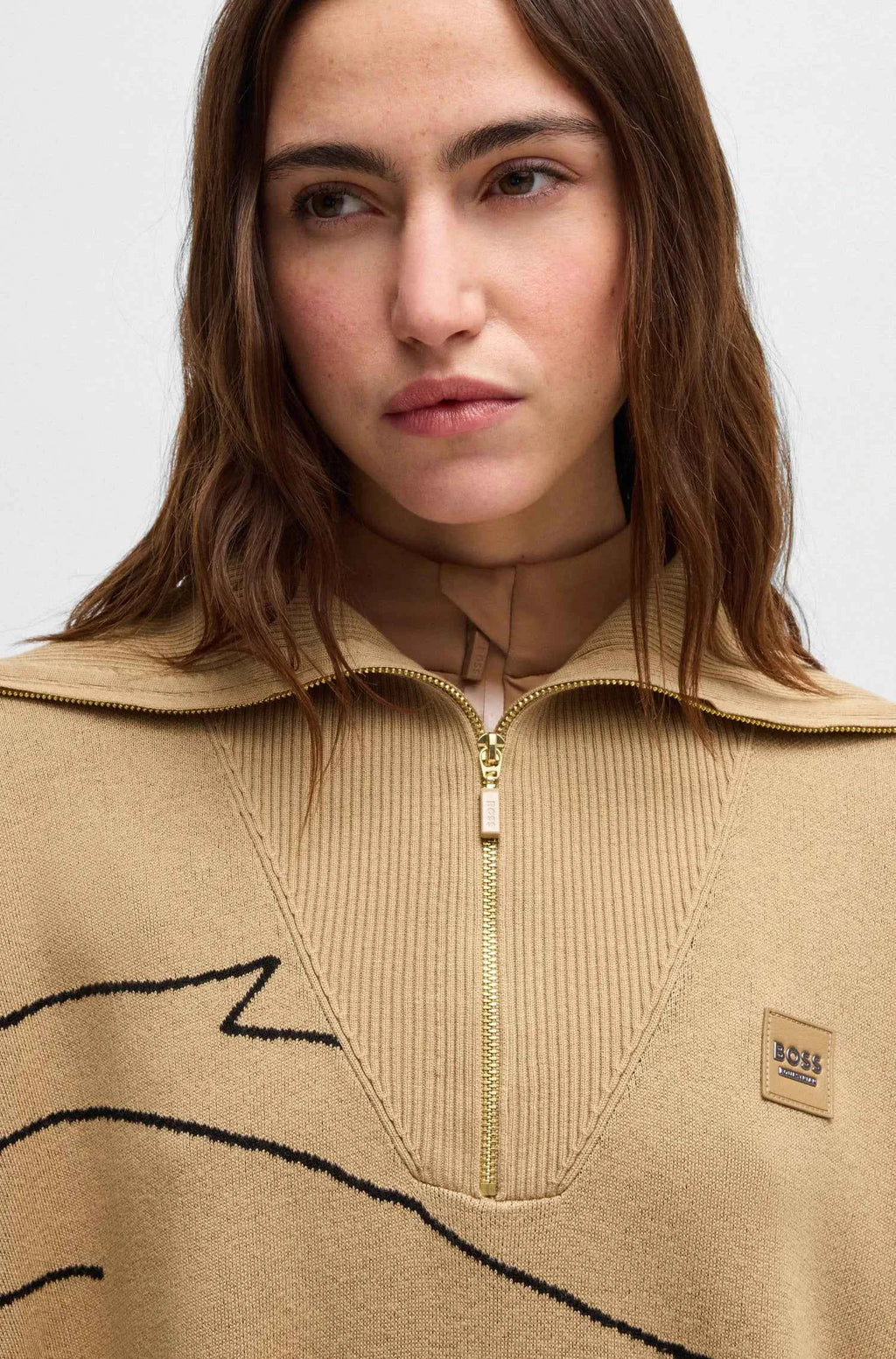 Alisha Knitwear Cape Horse