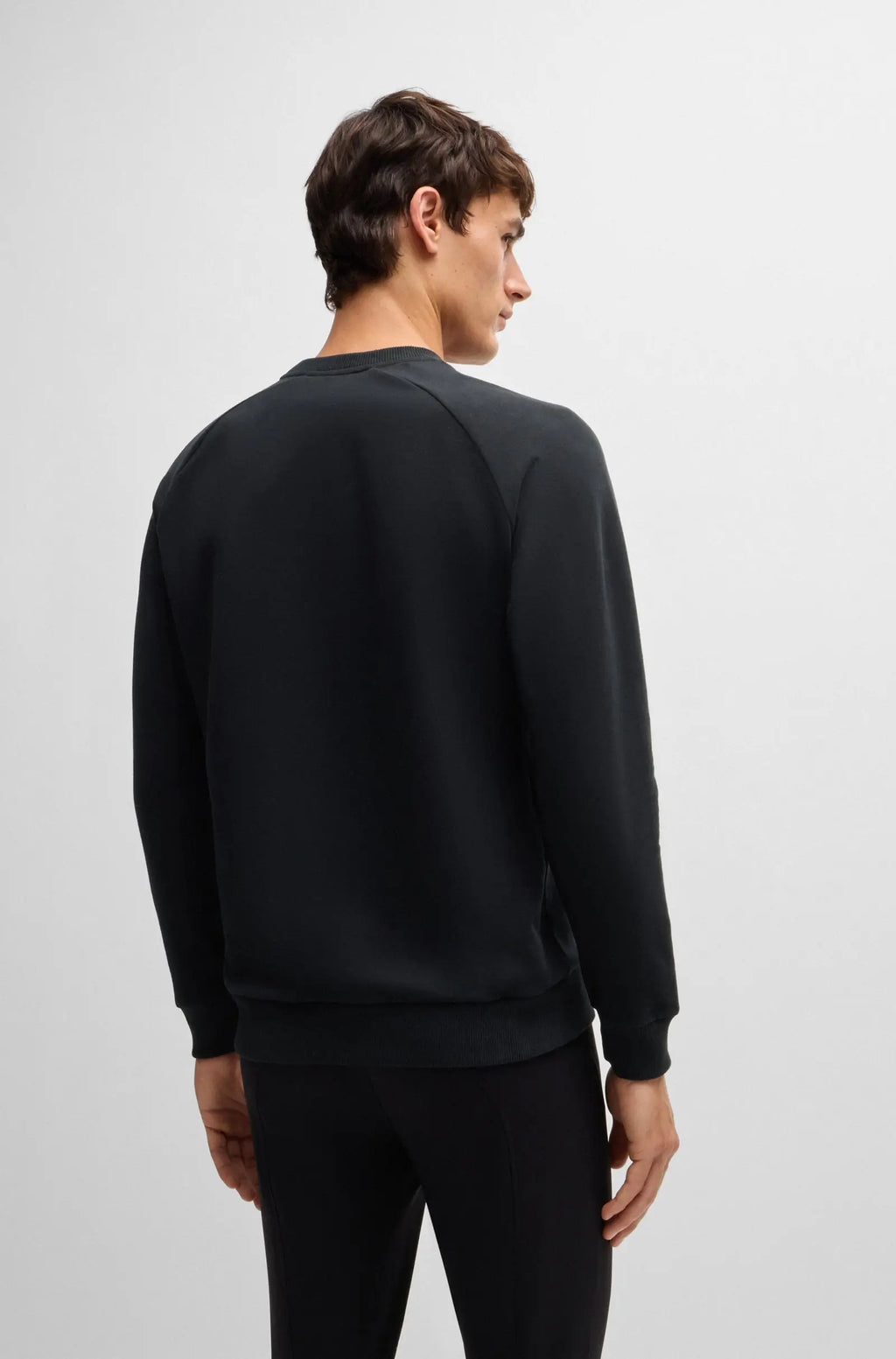 Lewin Sweater on Alexander Schill Shop, an official BOSS Equestrian Partner