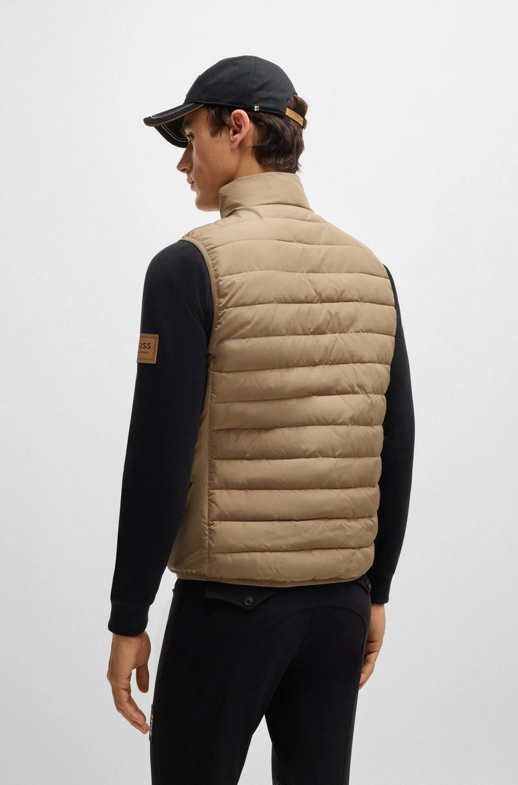 Ashton Light Puffer Vest on Alexander Schill Shop, an official BOSS Equestrian Partner